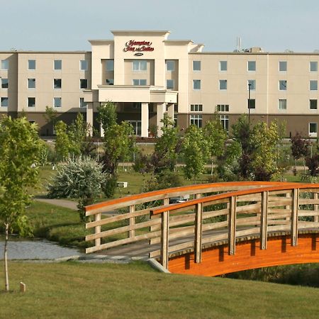 Hampton Inn & Suites Red Deer Penhold Dış mekan fotoğraf