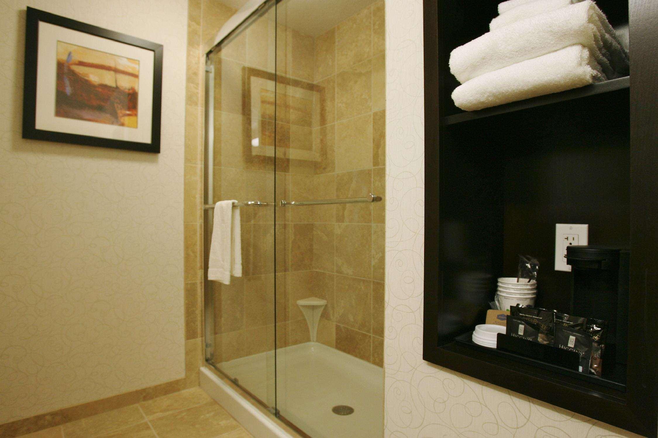 Hampton Inn & Suites Red Deer Penhold Oda fotoğraf
