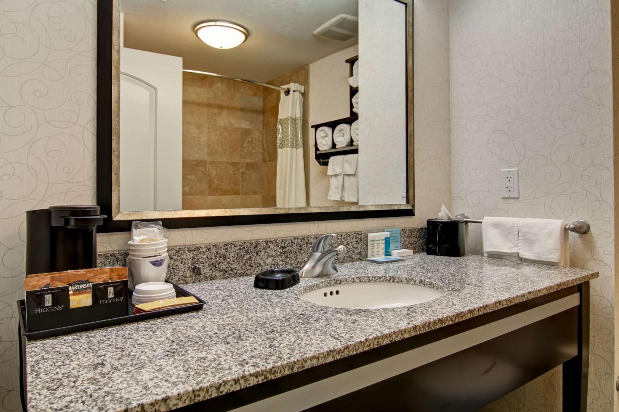 Hampton Inn & Suites Red Deer Penhold Dış mekan fotoğraf